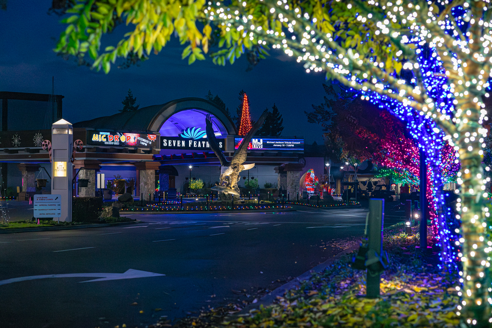 Cow Creek Umpqua Tribe, Seven Feathers Casino Resort Unveil Historic Holiday Light Spectacular