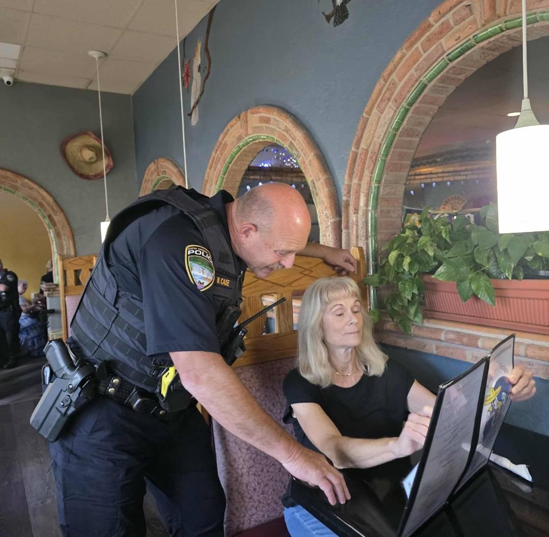 Cow Creek Tribal Police Department and Tribal Fire Management personnel helped staff at Los Dos Amigos serve food and bus tables for two hours as part of the “Challenge of the Heroes.”